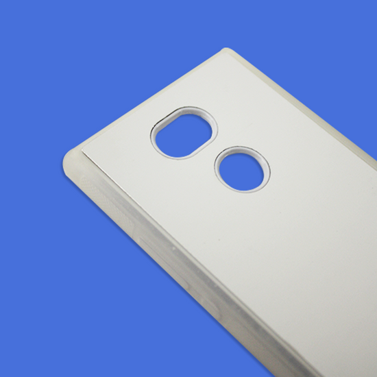 Vidéo montrant le processus de fabrication d'une coque 2D TPU